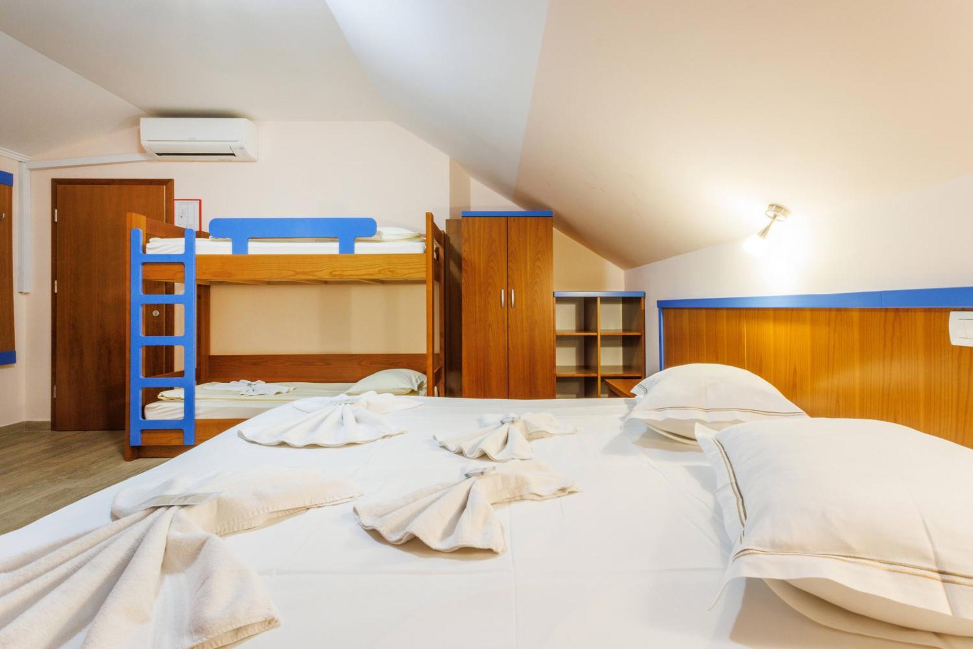 Hotel Vegov Hram Dol pri Ljubljani الغرفة الصورة
